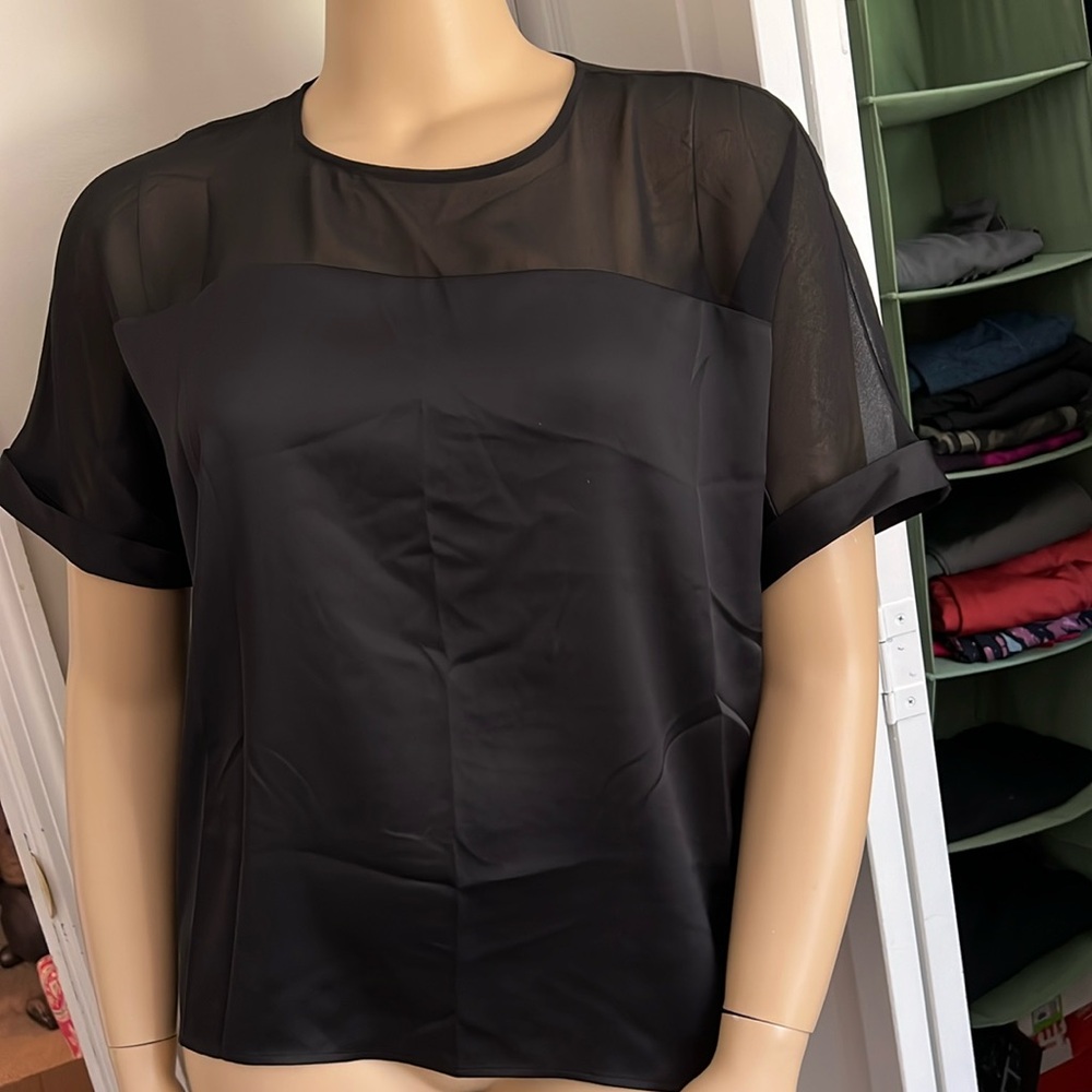 NEW WITH TAG VINCE CAMUTO Rich BLACK TOP SIZE LARGE Vivid Charm